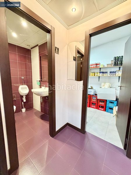 Foto fea1c531-bf05-4767-bc56-ddd7ad5ba956. Lloguer local comercial a Quart de Poblet