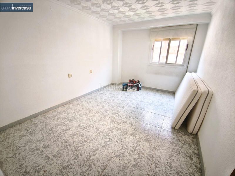 Foto 97756cf6-cbc6-482a-af0d-552599886ce4. Rent flat in El Carmen Manises