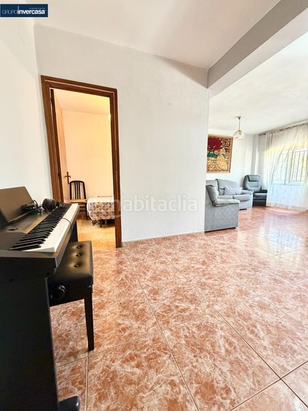 Foto cee8a472-b0d6-408a-8f9b-2e7ba60cfae5. Planta baixa a Quart de Poblet