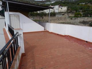Casa a Ítrabo. Atención a todos los amantes de la tranquilidad y el encanto and