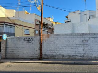Residential Plot in Motril  ciudad. Solar en venta con sesenta y cinco metros cuadrados en el centro