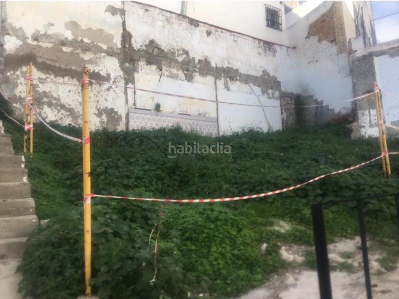Foto b5a9bc9b-353b-4fbf-b83e-5facfb2d834b. Terreny residencial a Centro Salobreña