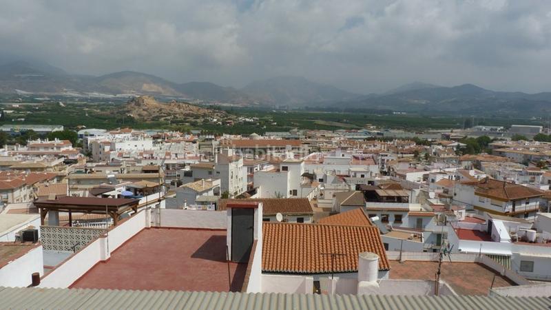 Foto 3b3f4c51-71cb-4462-b070-36c14dbbc30c. Casa amb calefacció a Centro Salobreña
