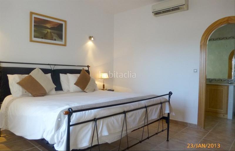 Foto 24cb4bb3-ae6d-47e0-8ebf-25a0bdfd6315. Alquiler loft precio por semanaesta propiedad se terminó en 2006 y se diseñó como una segunda casa, por lo tanto, los contenidos son de un nivel en Salobreña