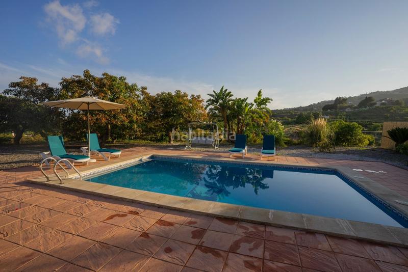 Foto cebbd06a-8a27-4c63-be91-6475f8bc4aea. Lloguer masia amb piscina a Monte los Almendros - El Pargo - Costa Aguilera Salobreña