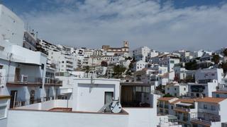 Casa en Centro. Gran propiedad en venta en el casco antiguo de salobreña con 313