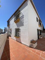 Casa a Salobreña Costa. Amplia casa adosada en mare nostrum, salobreña, con 4 dorm., ter