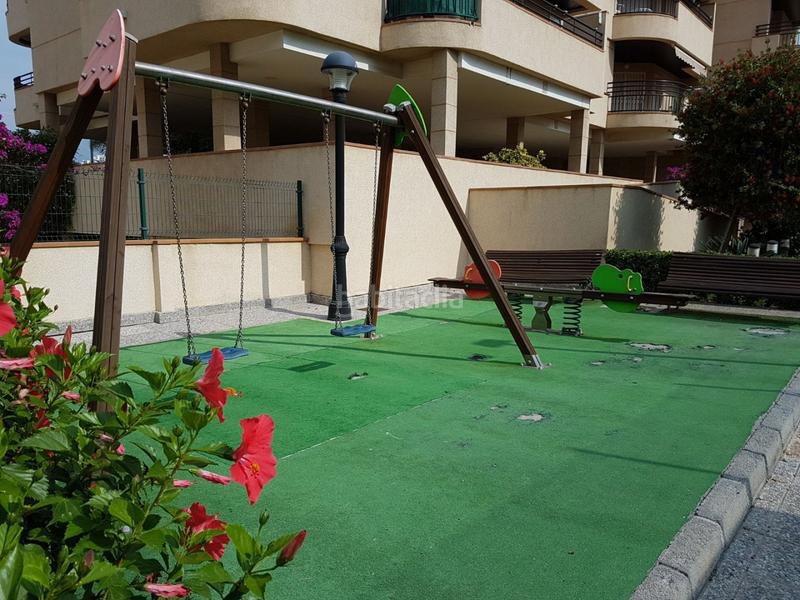 Foto dc06986e-e580-4aa8-bc4d-778f38f57870. Alquiler piso se alquila piso en la playa en la urbanización de las arenas para temporada escolar.disponible desde el uno de septie en Salobreña