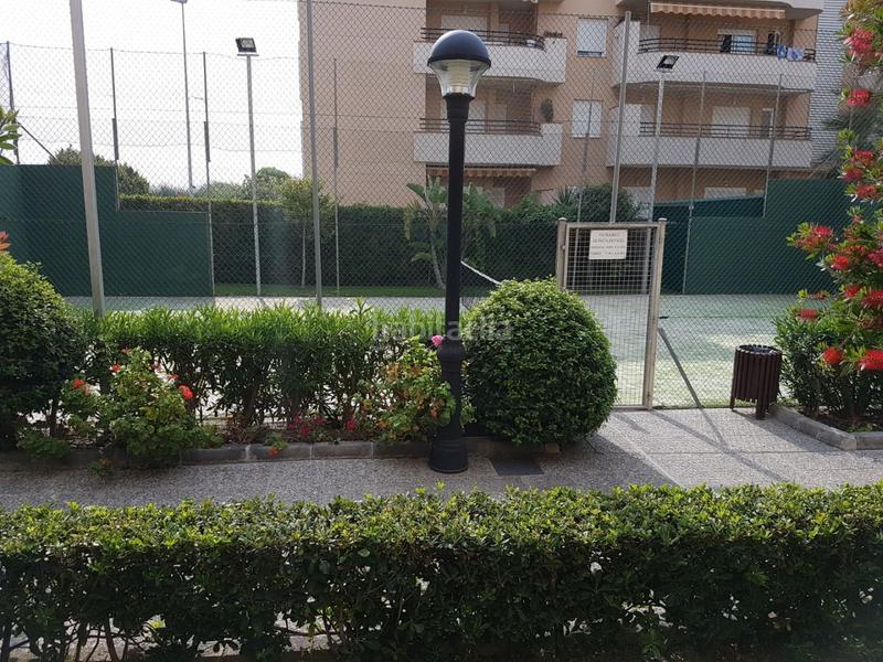 Foto e8a58cb6-e0ba-4790-9e0a-242c8bacda43. Alquiler piso se alquila piso en la playa en la urbanización de las arenas para temporada escolar.disponible desde el uno de septie en Salobreña