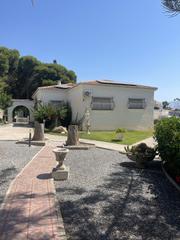 Miete Chalet in Monte los Almendros - El Pargo - Costa Aguilera. Ubicada en el entorno privilegiado del monte de los almendros, e