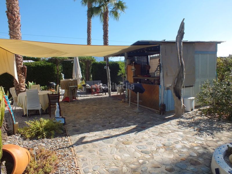 Foto 2fcefb65-8006-45fc-a4af-7ca637e25e40. Xalet amb aparcament a Centro Salobreña