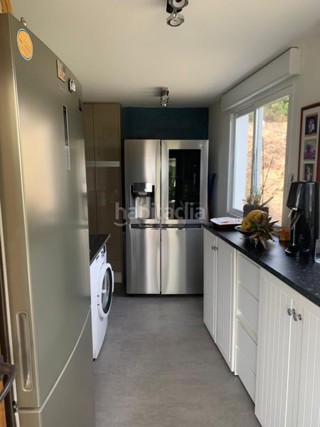 Foto 40ced746-8ec3-49d2-91c2-cfc6f0e83eeb. Xalet amb aparcament a Centro Salobreña