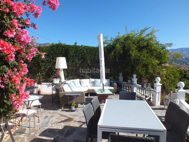 Foto 7940e51b-d7a7-4424-870c-1493a6806065. Xalet amb aparcament a Centro Salobreña