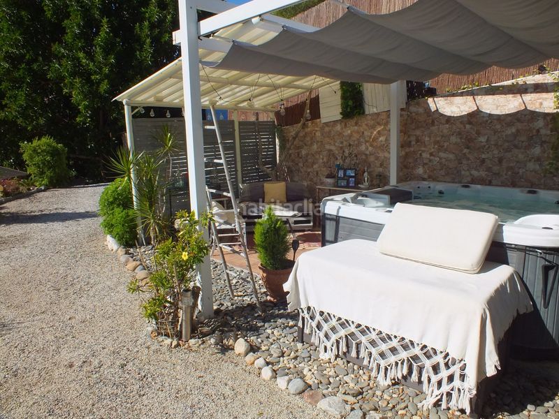 Foto 8189a3bf-f154-41de-9b54-48f25ef2f2ba. Xalet amb aparcament a Centro Salobreña