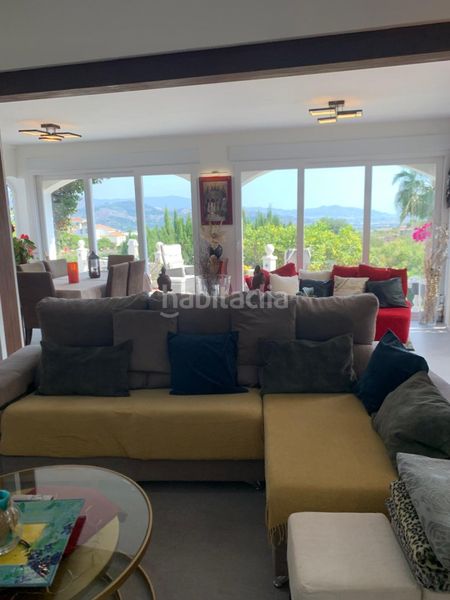 Foto 9c021cb9-5ee2-4060-9cd5-959d932dc573. Xalet amb aparcament a Centro Salobreña