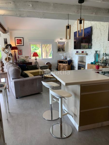 Foto a18da190-c610-4234-bd77-df4ff4b1818d. Xalet amb aparcament a Centro Salobreña