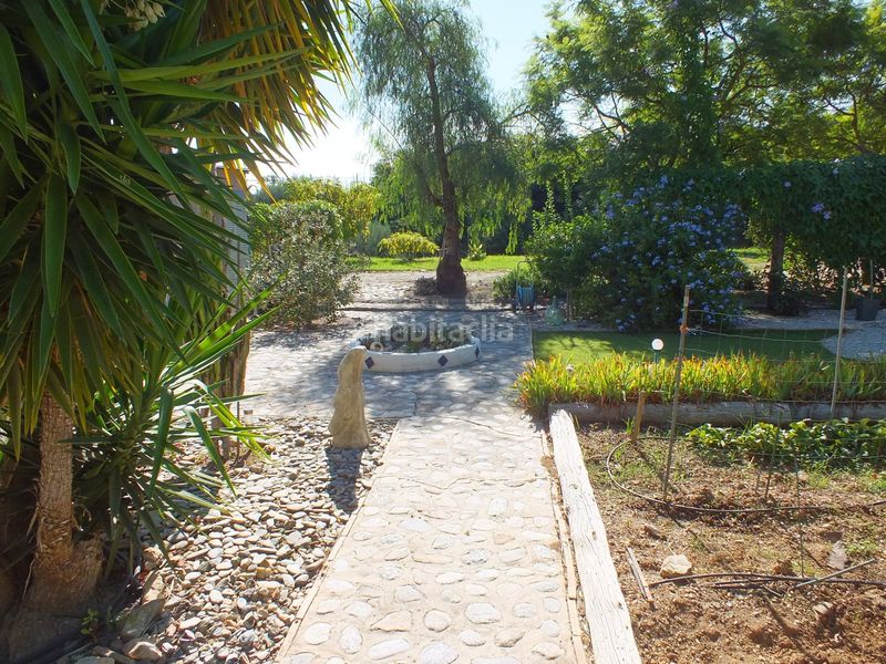 Foto f750e8d1-7f06-4be0-9794-94253ed30a03. Xalet amb aparcament a Centro Salobreña