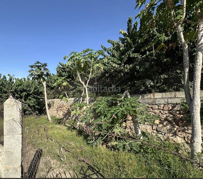 Foto d16f8730-b257-48f0-a52a-18aa2e22180d. Terreny residencial a Centro Salobreña