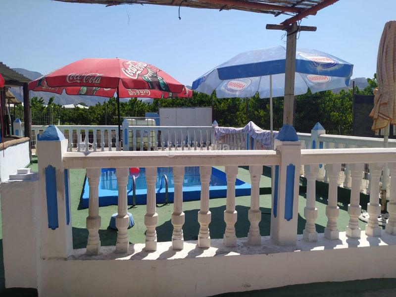 Foto 6d1dbc78-3370-4346-ab68-f0f7e8806d59. Masia amb piscina a Lobres Salobreña