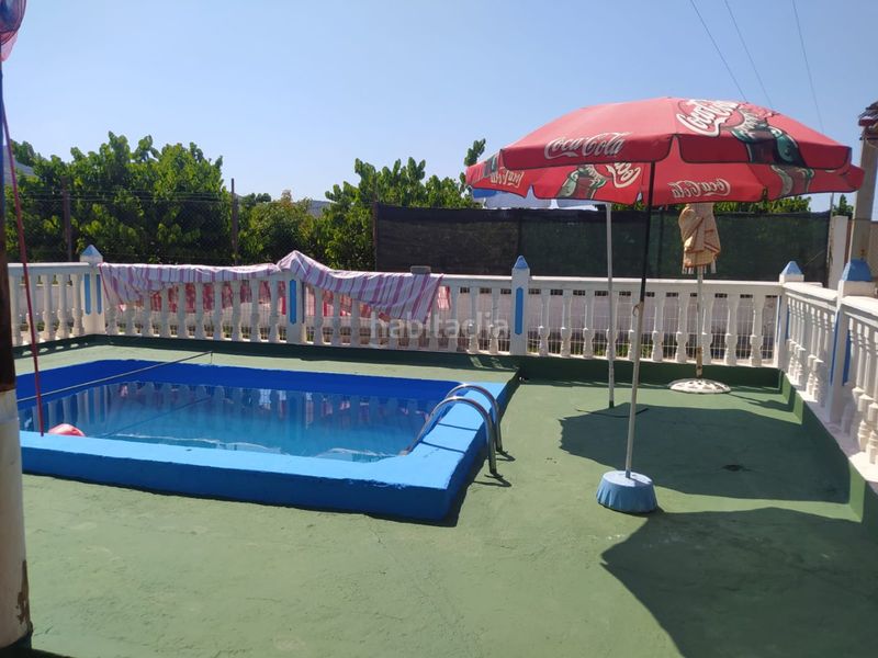 Foto cf5ffbfc-e085-4445-8541-a153d050237e. Masia amb piscina a Lobres Salobreña