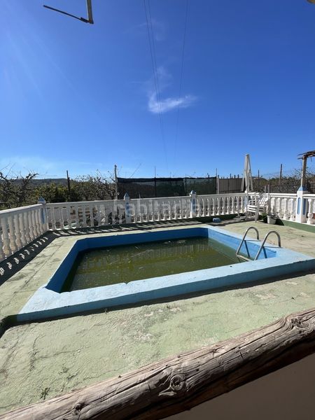 Foto 0d6c2ac8-7b7f-44bd-8bef-c02a8ffda48d. Masia amb piscina a Lobres Salobreña