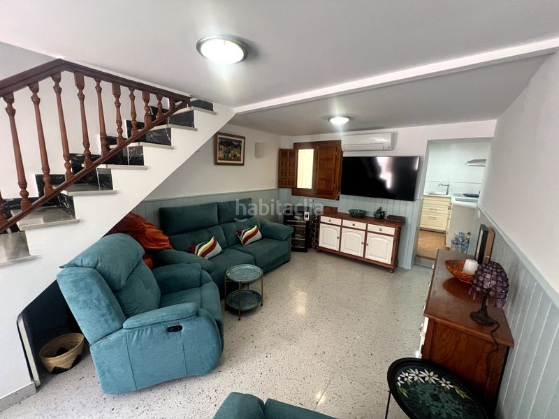 Foto bf9e7b3d-62a7-4d25-a9a5-e5eee9720f1a. Casa a Centro Salobreña
