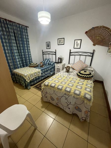 Foto f8eb0774-8435-4a42-9fbd-dcd4bd68fcbc. Pis a Centro Salobreña