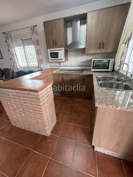 Foto aa39e53f-6353-4234-98e9-9d08195e485f. Masia amb piscina a Centro Salobreña