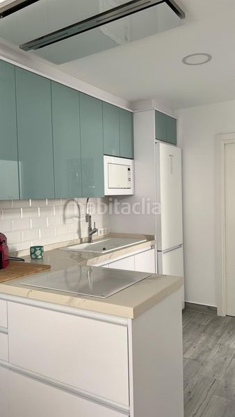 Foto 47762307-ef43-4047-8b7c-d5937e4a68f1. Pis amb piscina a Salobreña costa Salobreña