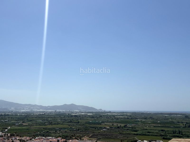 Foto f49bb09a-106b-4cc3-846c-44b833e92031. Pis a Centro Salobreña
