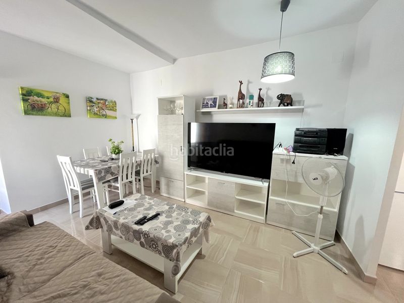 Foto 069e9ffa-dc15-4ed6-bed7-3ab16d457806. Location maison dans Centro Salobreña