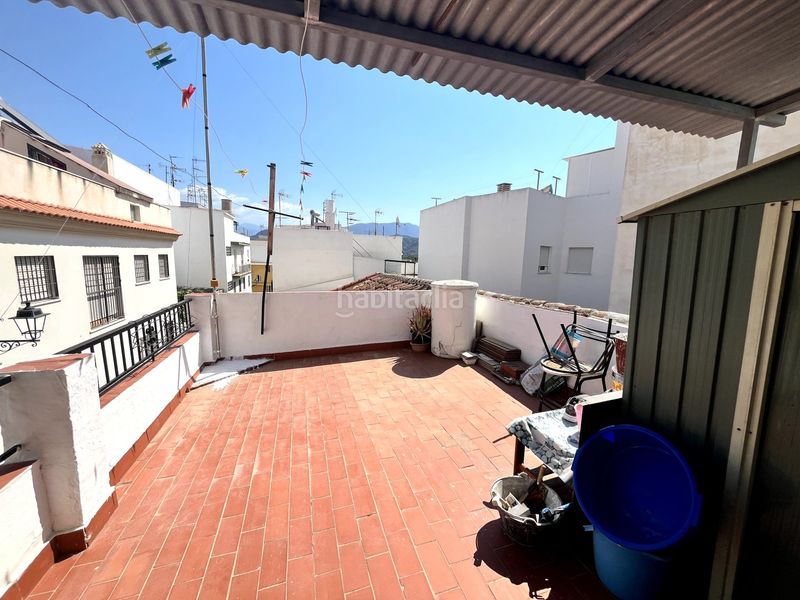 Foto 9660e9fe-01e6-49f7-929c-ec6385a2b19f. Location maison dans Centro Salobreña