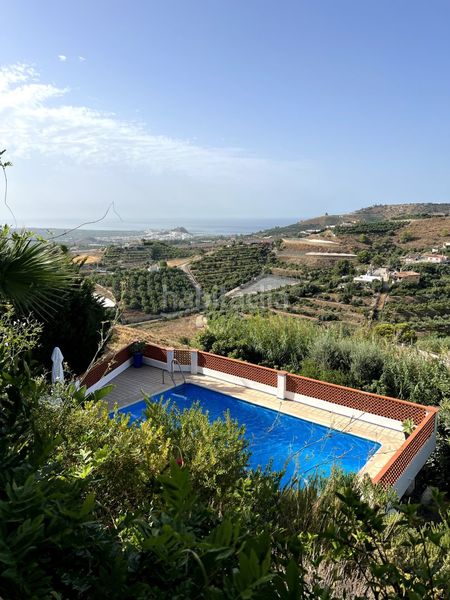 Foto 1de83bf0-8283-4b27-abb3-ad77100d5f6a. Masia amb piscina a Molvízar