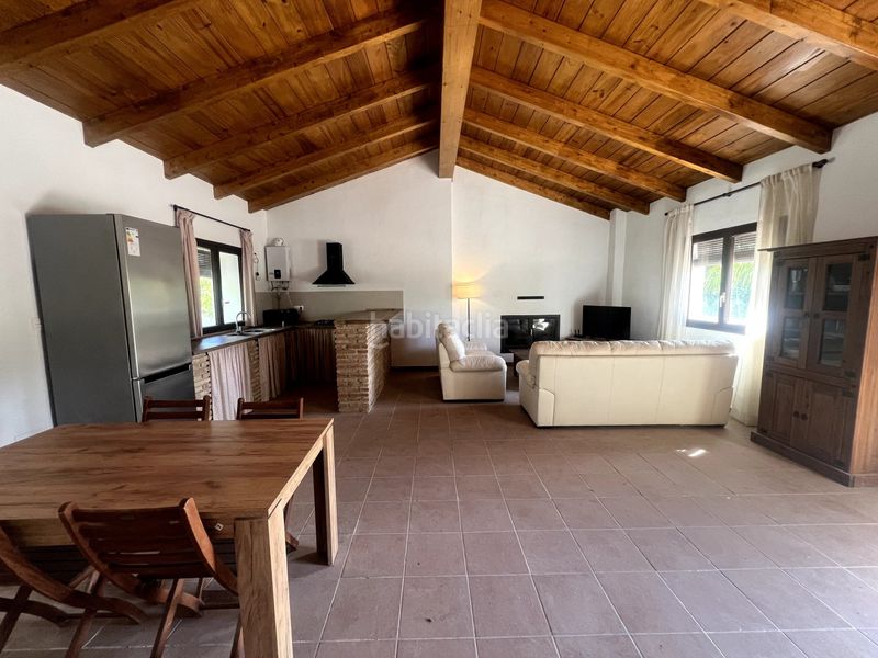 Foto 9e354543-48f1-4a06-9bd3-72397c19f05a. Rent country house with heating pool in Guájares (Los)
