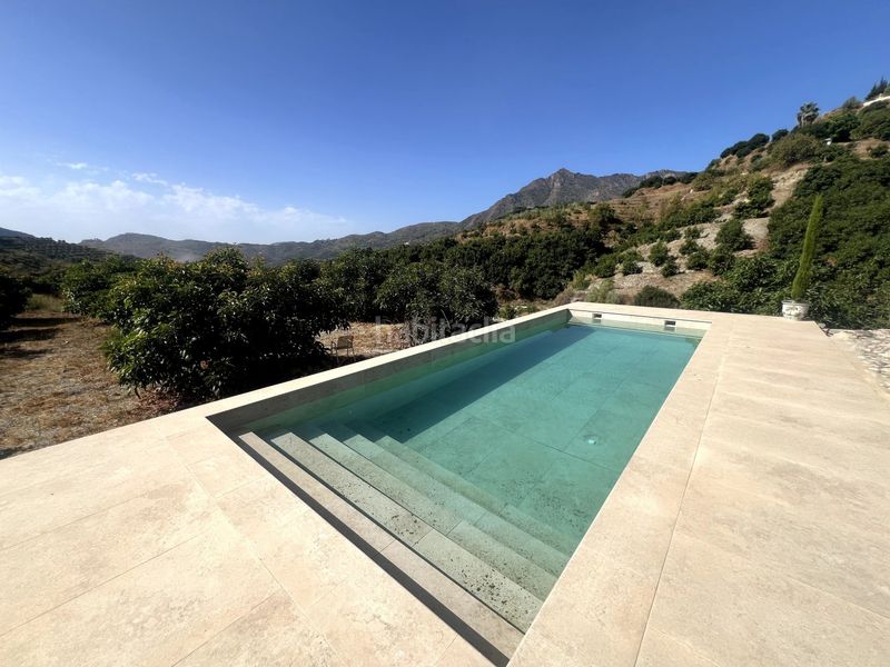 Foto ad82630c-2dc1-42db-9cac-43f9c6eb9a91. Rent country house with heating pool in Guájares (Los)