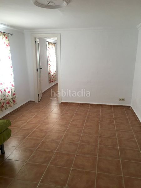 Foto fedf2d2a-055c-47a0-87b0-edfd0a44fa03. Masia a Centro Salobreña