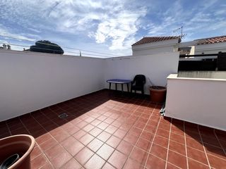 Affitto Appartamento in Ítrabo. Magnífico dúplex en alquiler situado en ítrabo, ideal para quien