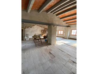 Casa  Bisbe sola. Casa en venta en sant llorenç savall
