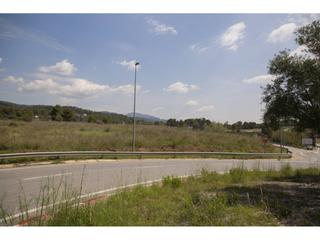 Terrain résidentiel à Viladecavalls. Suelo urbano residencial en heredad mitjans, vlidadecavalls