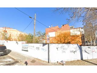 Propriété à Berguedà 119. Solar en calle bergueda y santa eulalia