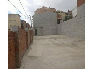 Terreny residencial  Navas de tolosa. Zona nord  rubi