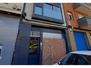 Local Comercial a Eixample. Comercial en torrijos, mataró