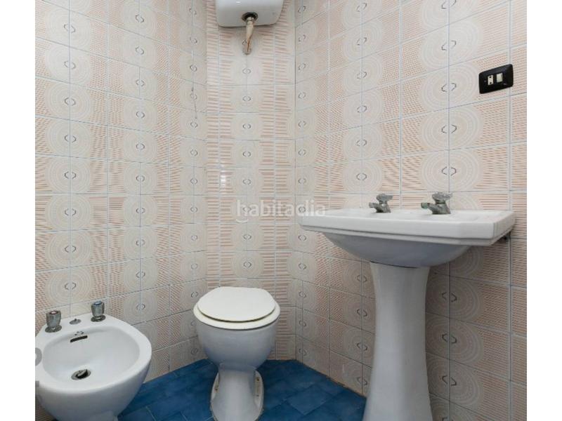 Foto 782591fe-d944-4d69-be43-302ffae5ce56. Casa Roc Blanc casa okupada en Roc Blanc Terrassa