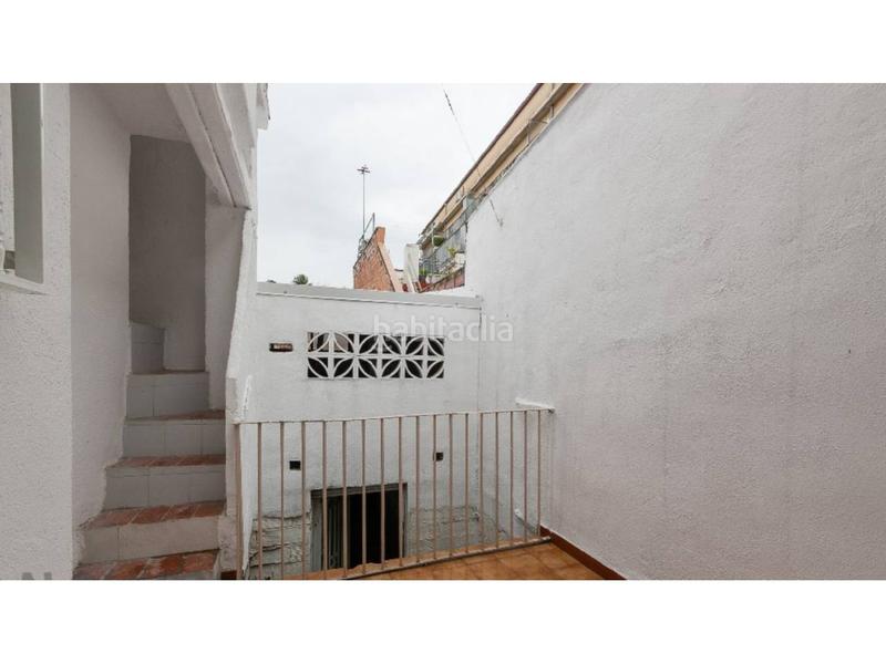 Foto a8217242-e417-4563-a193-ebb2ab8a0cba. Casa Roc Blanc casa okupada en Roc Blanc Terrassa