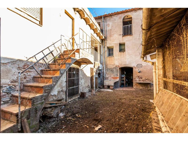 Foto 46c78100-0414-4731-8582-1ce1e27f61c3. Casa adosada  en venta en Sentmenat