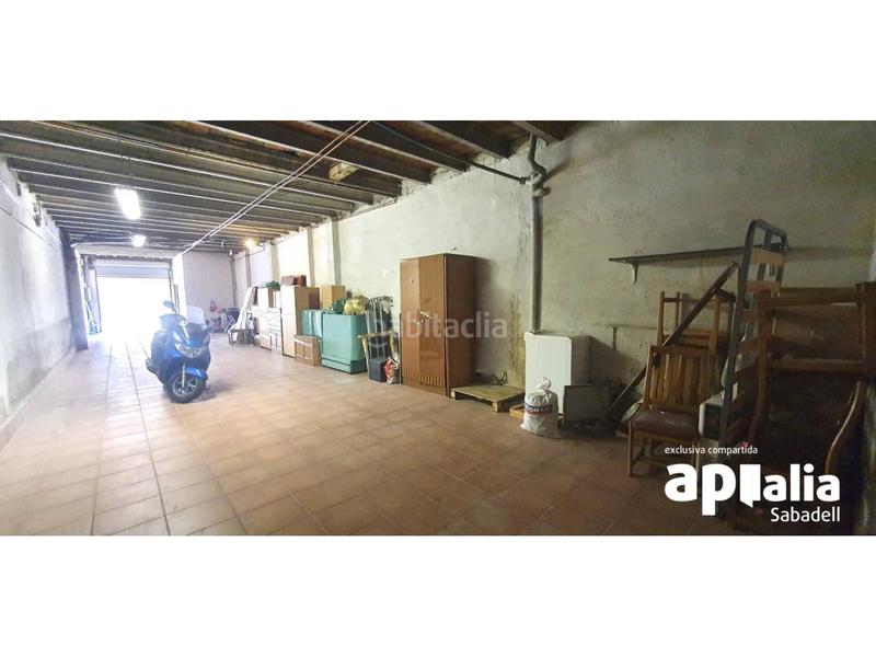 Foto 363485bc-eb25-4200-b1db-d580dfb92466. Local comercial a Creu de Barberà Sabadell