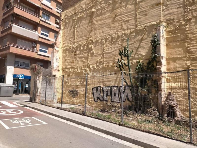 Foto 5e2b0566-66b1-4dd2-9714-4f0f2d660469. Wohngrundstück in freser 176 in El Camp de l´Arpa del Clot Barcelona