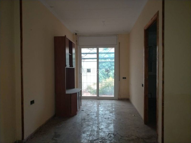 Foto 80d3f5a1-ad9d-408b-b5af-04697f2648b3. Casa amb aparcament a Sant Pere Nord Terrassa