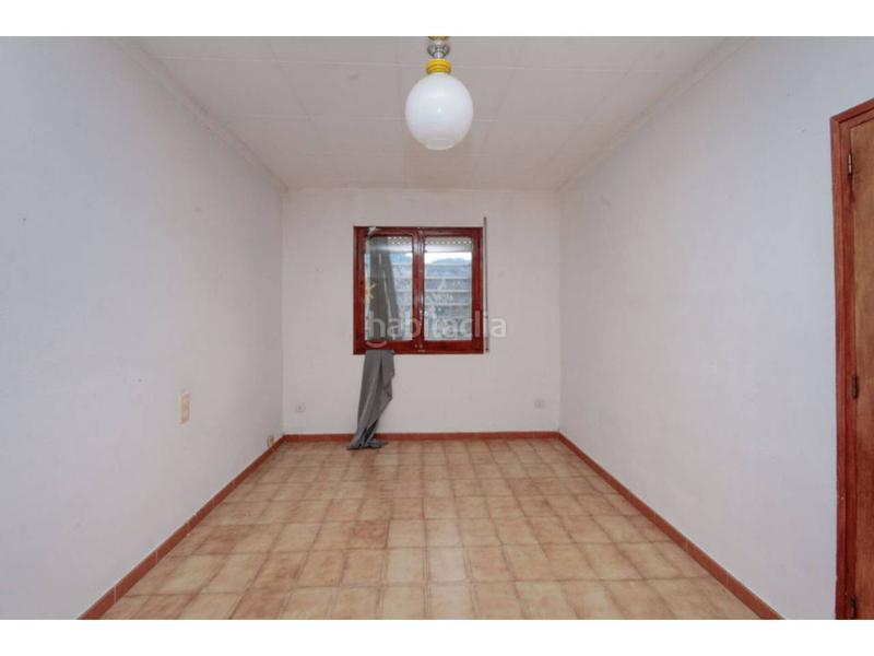 Foto 084d909b-5ede-461c-808f-f50badf66b5e. Terreno residenziale in Poble Nou Sabadell