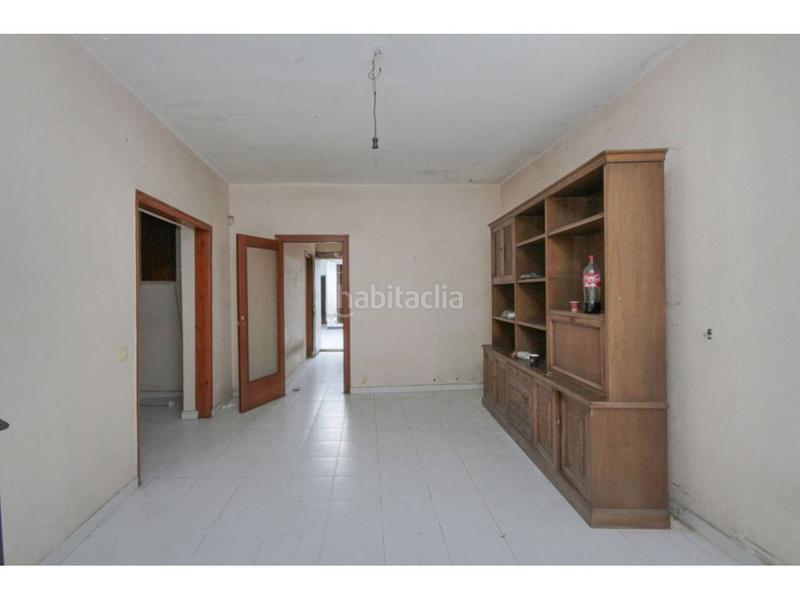 Foto b0cc962c-644e-42d6-898b-5dc045d97135. Terreno residenziale in Poble Nou Sabadell